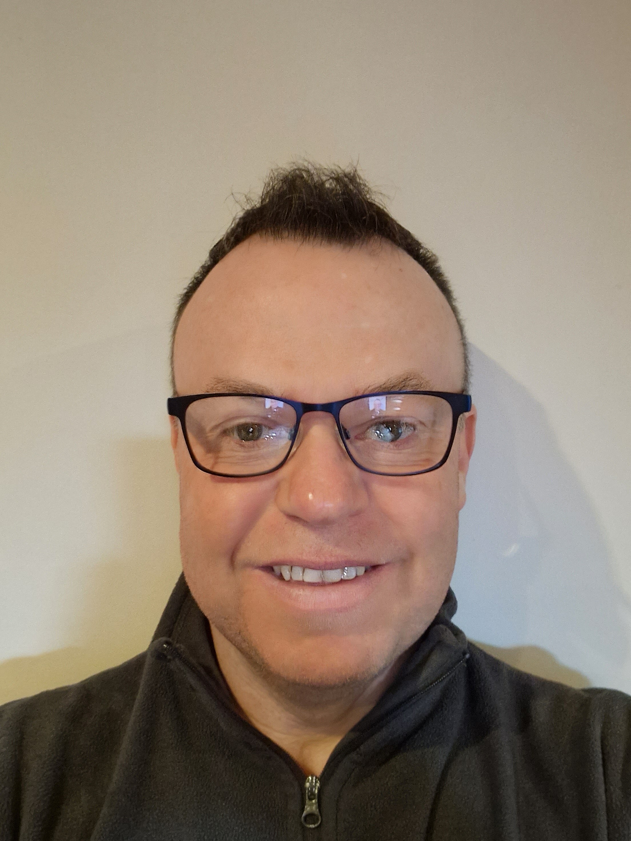 Dr Barrie Goode